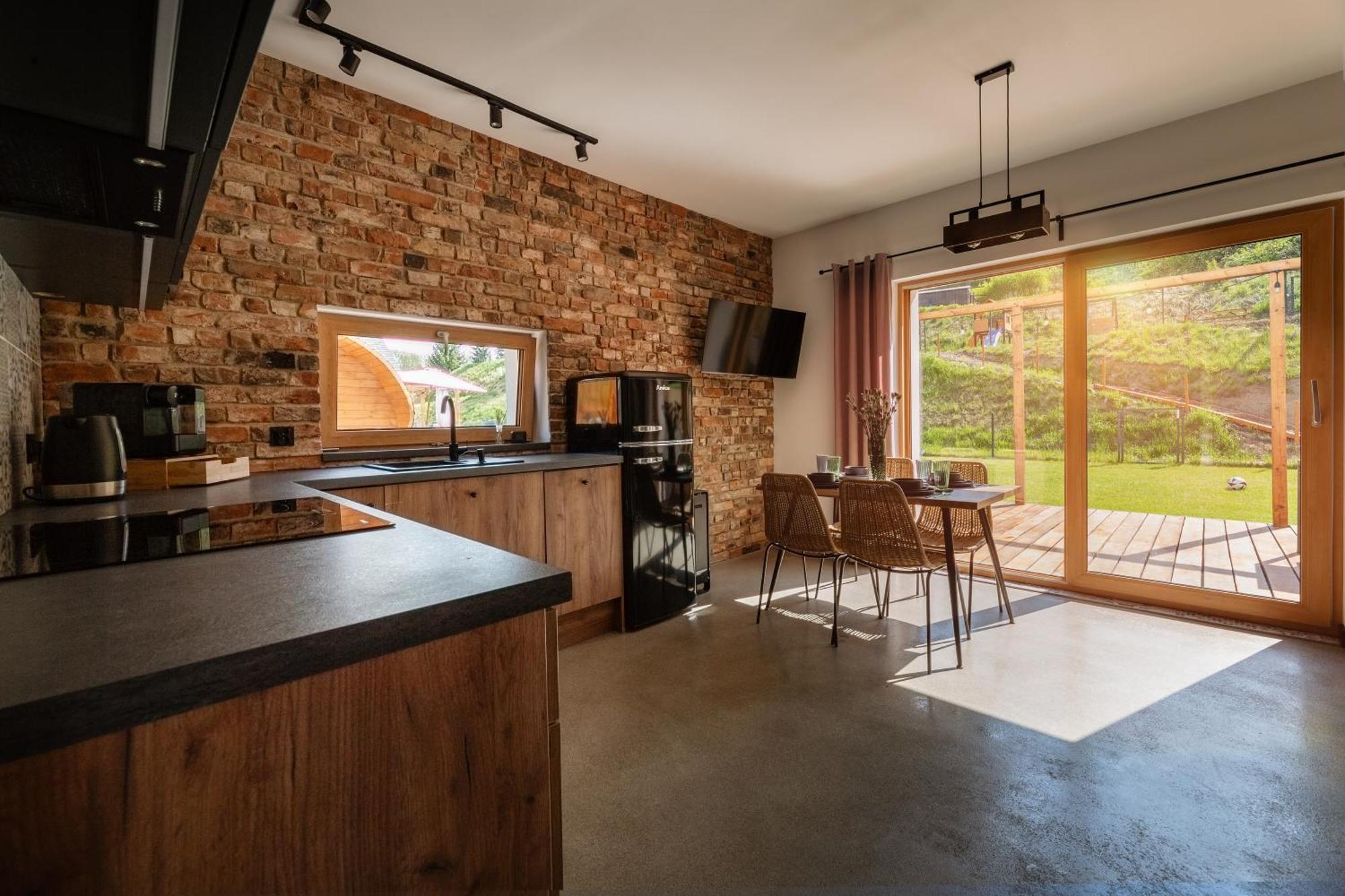 Apartament Pod Wzgorzem Z Sauna, Jacuzzi I Basenem Kudowa-Zdrój Exterior foto